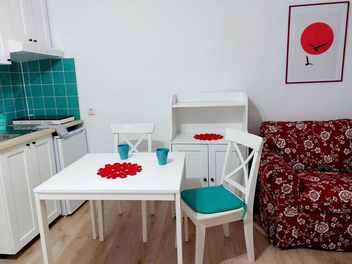 Sha La La: Historic Castle-Side Studio with Modern Amenities Bakar Exterior photo
