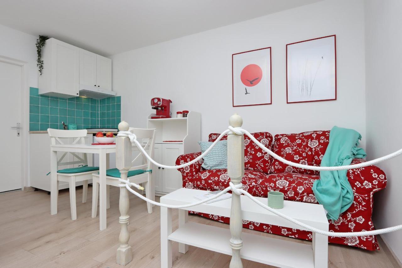 Sha La La: Historic Castle-Side Studio with Modern Amenities Bakar Exterior photo